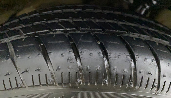 2018 Maruti Celerio VXI CNG OPT, CNG, Manual, 38,334 km, Right Rear Tyre Tread