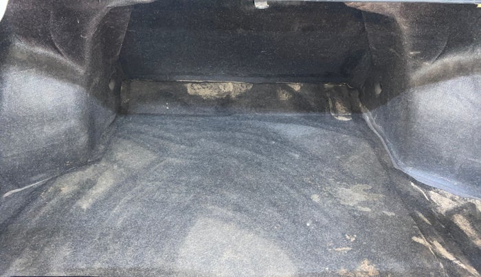 2017 Maruti Ciaz VXI+, Petrol, Manual, 88,397 km, Boot Inside