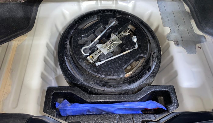 2017 Maruti Ciaz VXI+, Petrol, Manual, 88,397 km, Spare Tyre