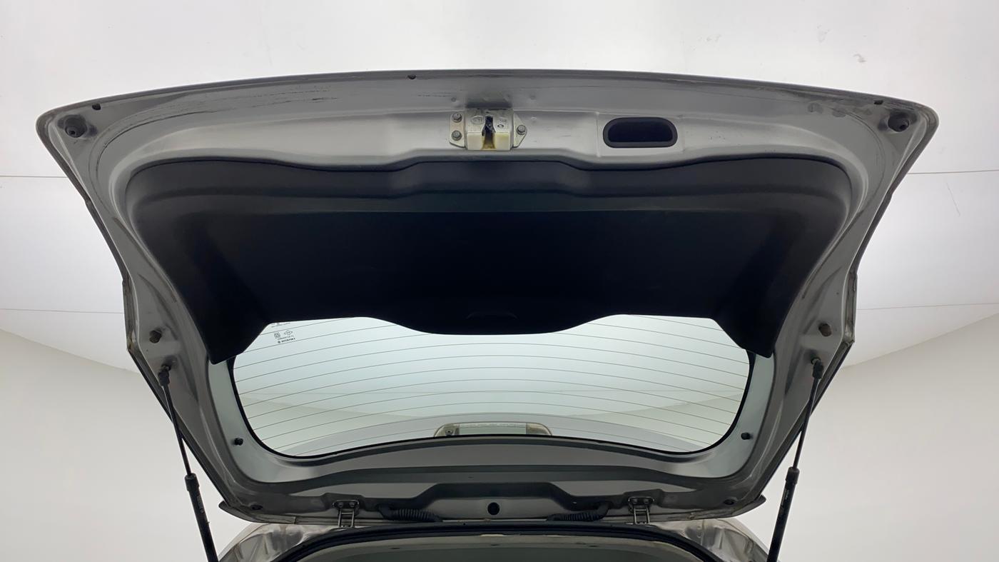 2018 Maruti Vitara Brezza ZDI + AMT, Diesel, Automatic, 42,066 km, Boot Door Open
