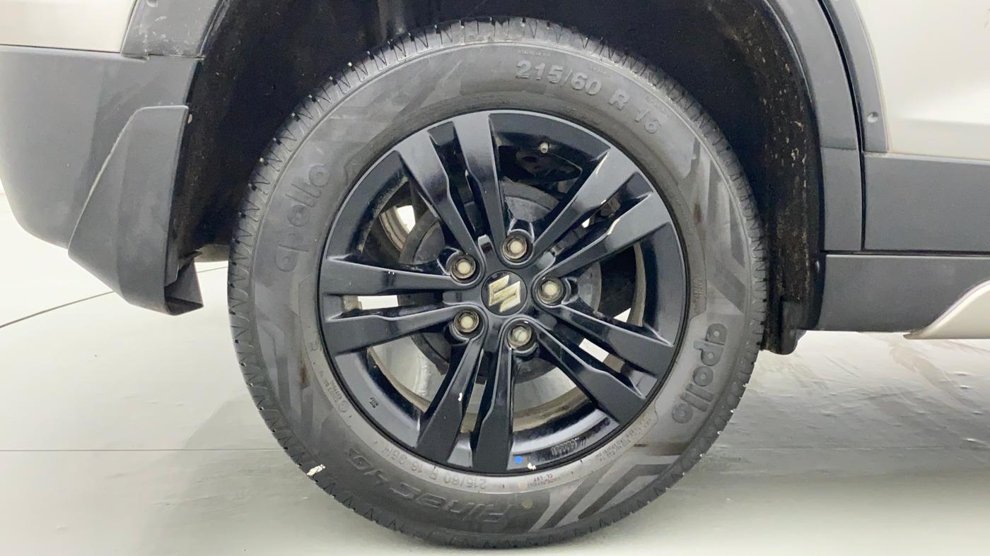 2018 Maruti Vitara Brezza ZDI + AMT, Diesel, Automatic, 42,066 km, Right Rear Wheel
