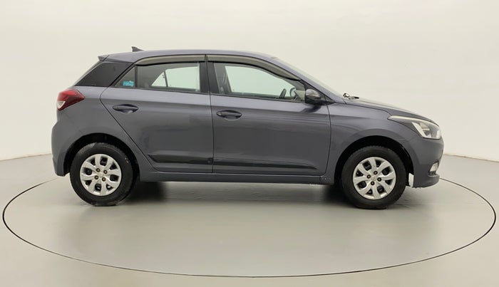 2016 Hyundai Elite i20 SPORTZ 1.2, Petrol, Manual, 85,961 km, Right Side View