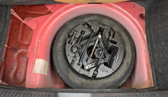 2018 Volkswagen Polo TRENDLINE 1.0L, Petrol, Manual, 53,814 km, Spare Tyre