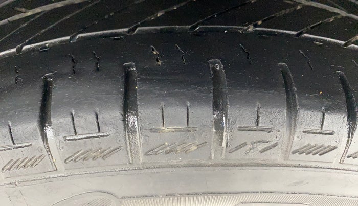 2018 Volkswagen Polo TRENDLINE 1.0L, Petrol, Manual, 53,814 km, Left Rear Tyre Tread