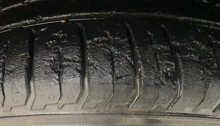 2022 Hyundai NEW I20 ASTA 1.2 MT, Petrol, Manual, 26,568 km, Right Front Tyre Tread