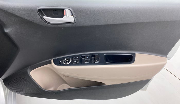 2017 Hyundai Xcent SX 1.2 (O), Petrol, Manual, 24,251 km, Driver Side Door Panels Control