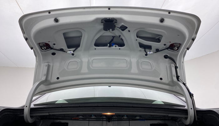 2017 Hyundai Xcent SX 1.2 (O), Petrol, Manual, 24,251 km, Boot Door Open