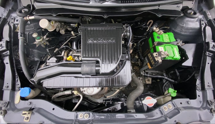 2015 Maruti Swift VXI D, Petrol, Manual, 62,944 km, Open Bonet