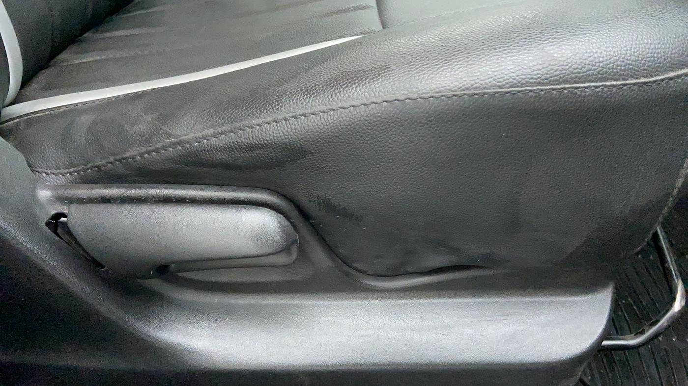2015 Maruti Swift VXI D, Petrol, Manual, 62,944 km, Driver Side Adjustment Panel