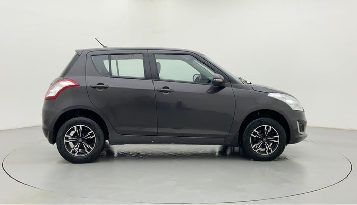 2015 Maruti Swift VXI D, Petrol, Manual, 62,944 km, Right Side