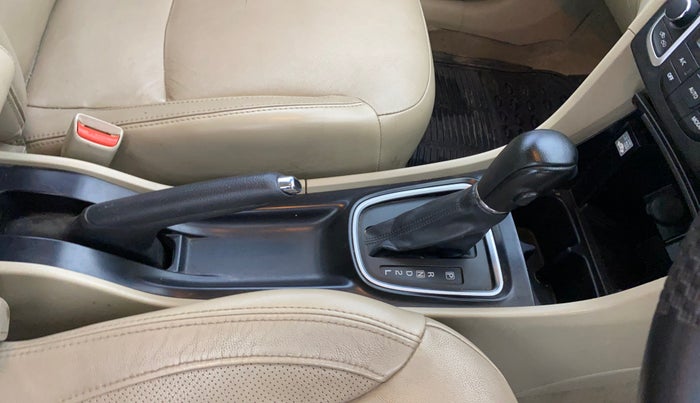 2017 Maruti Ciaz ALPHA  AT 1.4  PETROL, Petrol, Automatic, 79,761 km, Gear Lever