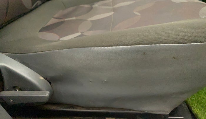 2014 Maruti Alto 800 LXI, Petrol, Manual, 87,613 km, Driver Side Adjustment Panel