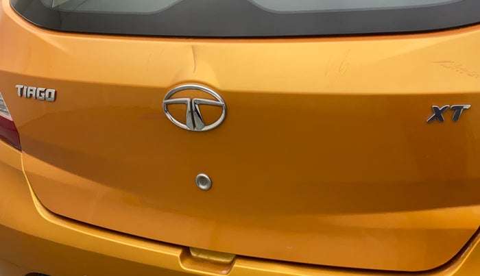 2018 Tata Tiago XT PETROL, Petrol, Manual, 1,04,196 km, Dicky (Boot door) - Minor scratches