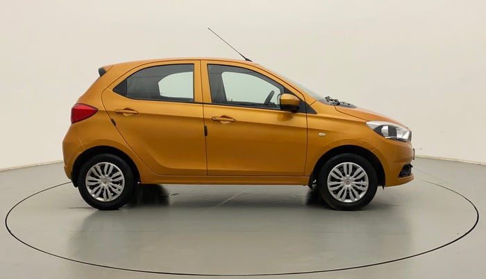 2018 Tata Tiago XT PETROL, Petrol, Manual, 1,04,196 km, Right Side View