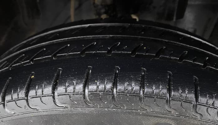 2018 Datsun Go T, Petrol, Manual, 69,075 km, Right Front Tyre Tread
