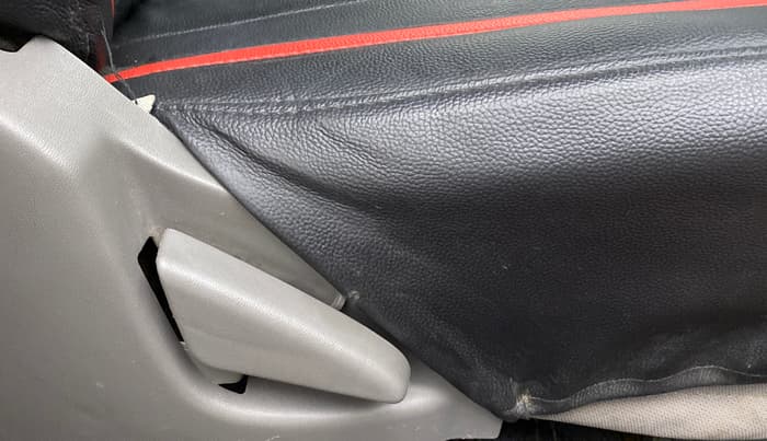 2018 Datsun Go T, Petrol, Manual, 69,075 km, Driver Side Adjustment Panel