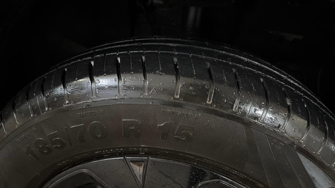 2023 Tata PUNCH PURE MT, Petrol, Manual, 51,189 km, Right Front Tyre Tread