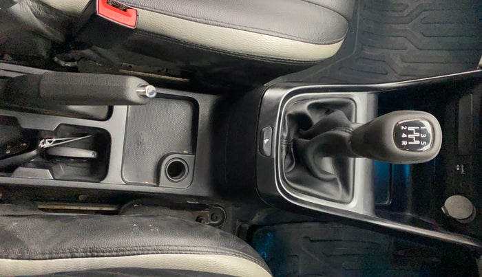 2021 Tata ALTROZ XT PETROL, Petrol, Manual, 23,705 km, Gear Lever
