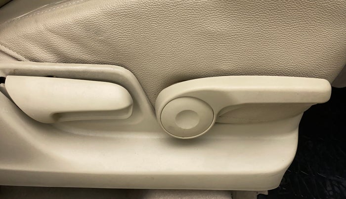 2014 Maruti Swift Dzire ZDI, Diesel, Manual, Driver Side Adjustment Panel