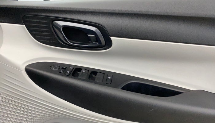 2023 Hyundai NEW I20 SPORTZ 1.2 IVT, Petrol, Automatic, 25,894 km, Driver Side Door Panels Control