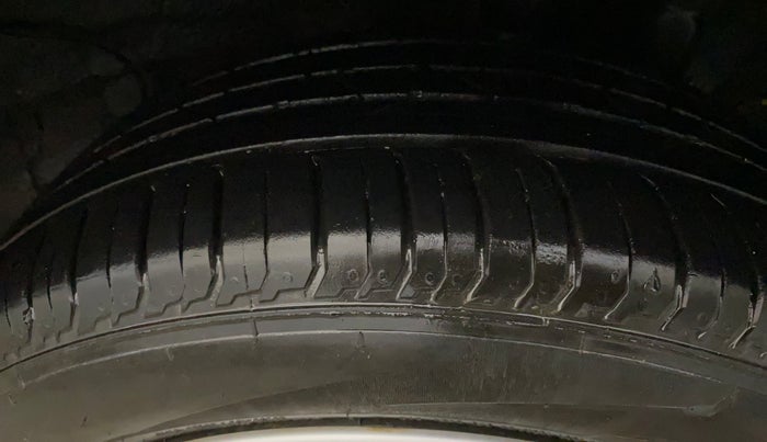 2023 Hyundai NEW I20 SPORTZ 1.2 IVT, Petrol, Automatic, 25,894 km, Left Rear Tyre Tread