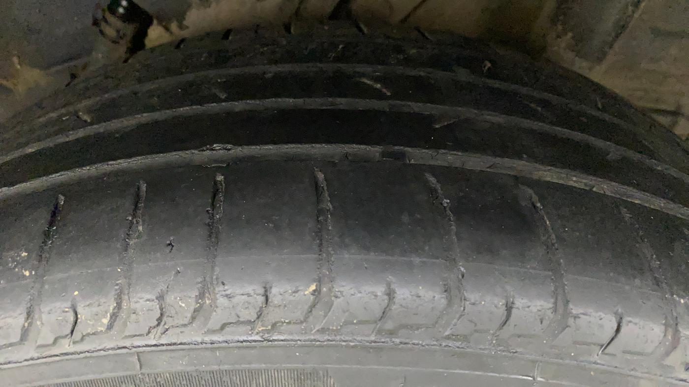 2019 Hyundai VENUE SX PLUS 1.0 TURBO DCT, Petrol, Automatic, 79,667 km, Left Rear Tyre Tread