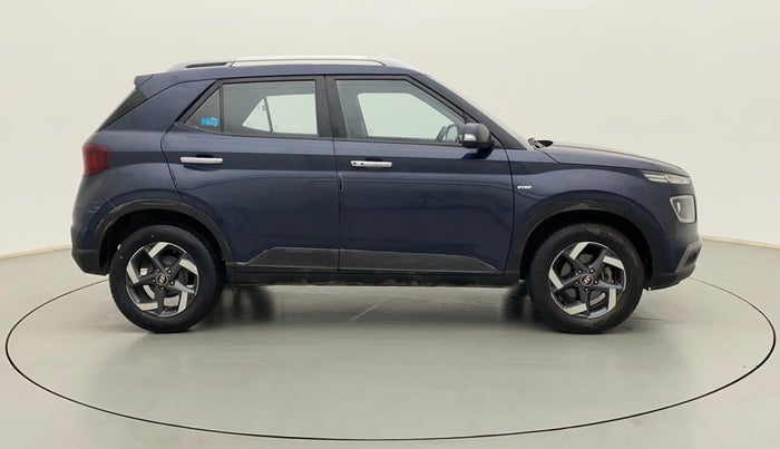 2019 Hyundai VENUE SX PLUS 1.0 TURBO DCT, Petrol, Automatic, 79,667 km, Right Side View