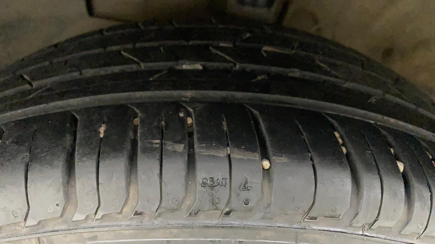 2019 Hyundai VENUE SX PLUS 1.0 TURBO DCT, Petrol, Automatic, 79,667 km, Left Front Tyre Tread