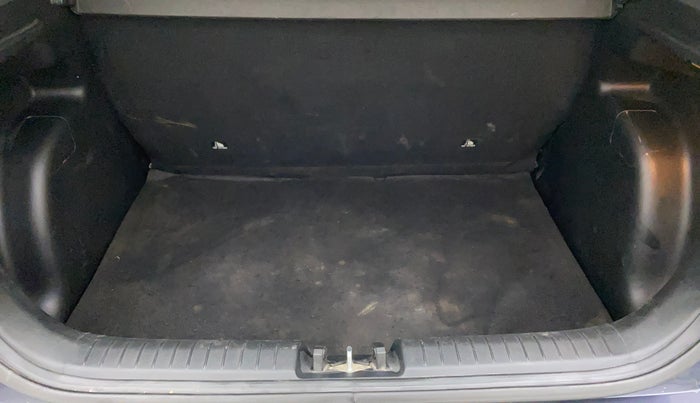 2019 Hyundai VENUE SX PLUS 1.0 TURBO DCT, Petrol, Automatic, 79,667 km, Boot Inside