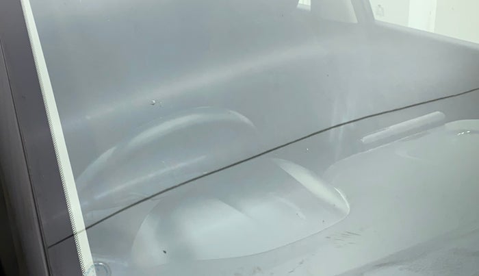 2019 Hyundai VENUE SX PLUS 1.0 TURBO DCT, Petrol, Automatic, 79,667 km, Front windshield - Minor spot on windshield