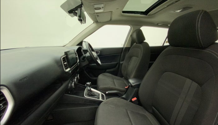 2019 Hyundai VENUE SX PLUS 1.0 TURBO DCT, Petrol, Automatic, 79,667 km, Right Side Front Door Cabin