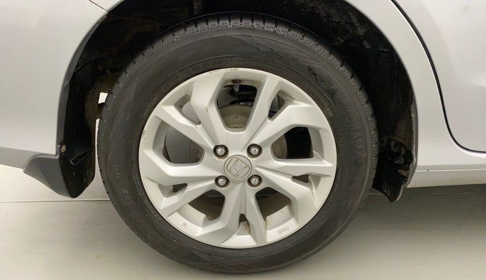2018 Honda Amaze 1.2L I-VTEC V, Petrol, Manual, 77,432 km, Right Rear Wheel