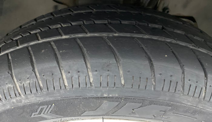 2018 Tata Tiago XZ 1.2 REVOTRON, Petrol, Manual, 84,203 km, Right Front Tyre Tread