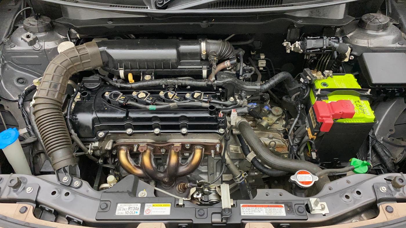 2017 Maruti Dzire VXI, Petrol, Manual, 31,003 km, Open Bonet