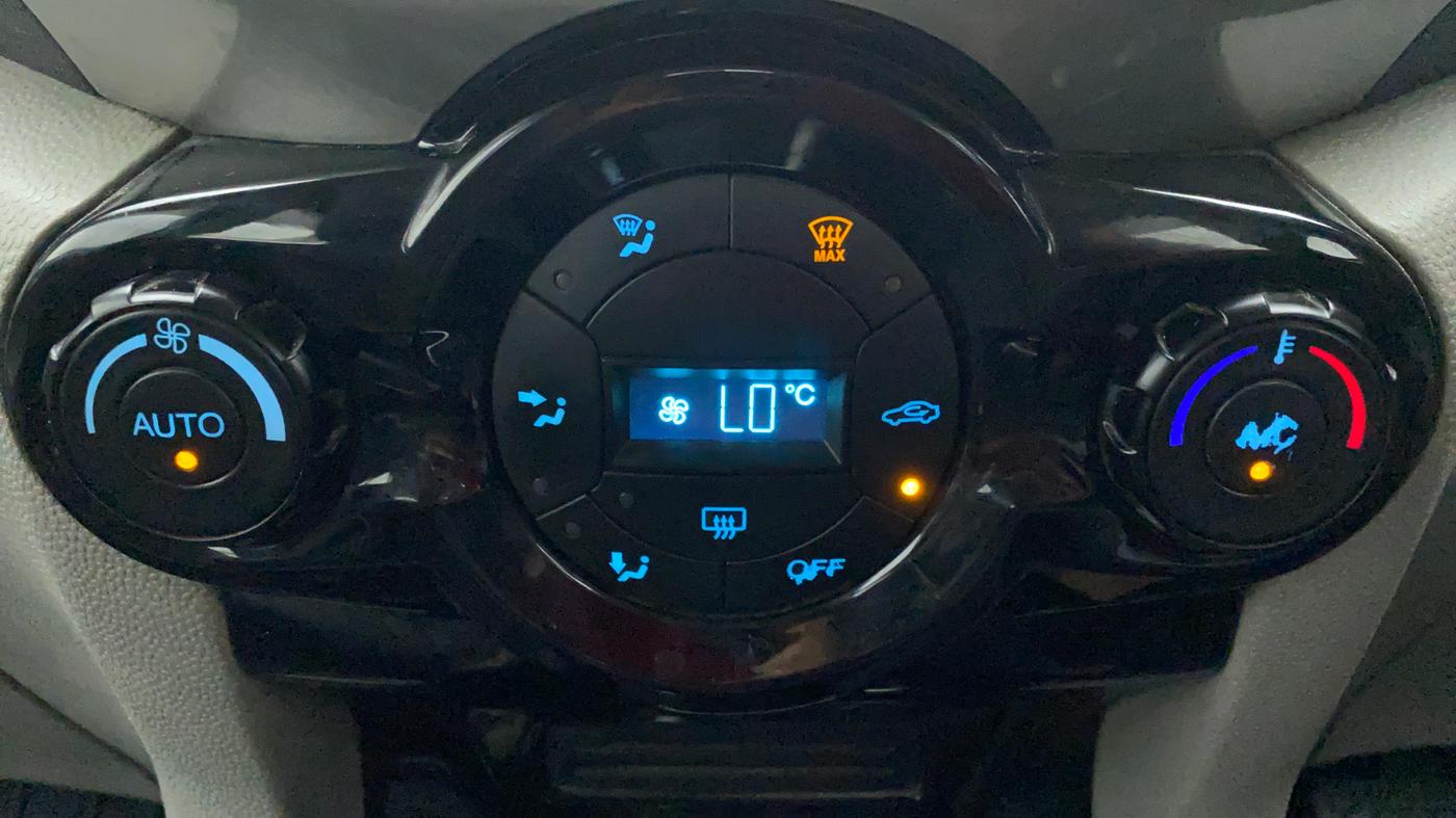 2014 Ford Ecosport 1.5 TITANIUM TI VCT AT, Petrol, Automatic, 29,334 km, Automatic Climate Control