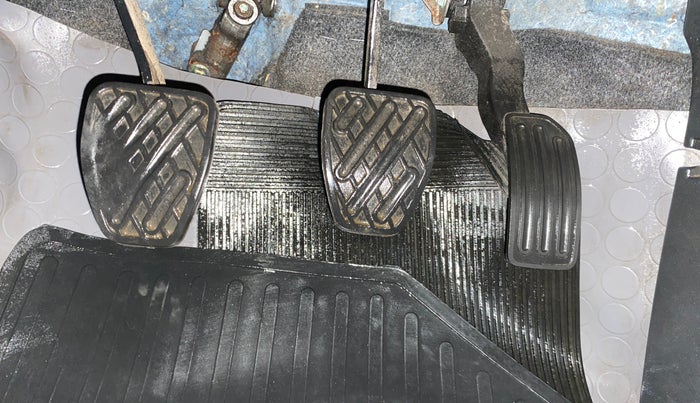 2017 Datsun Go T, Petrol, Manual, 27,157 km, Pedals