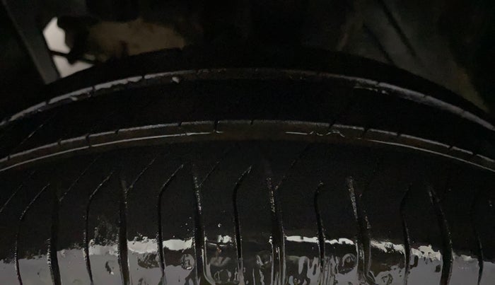 2017 Datsun Go T, Petrol, Manual, 27,157 km, Left Front Tyre Tread