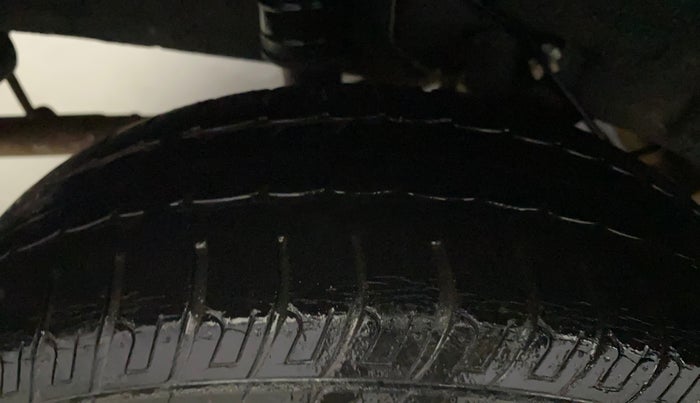 2017 Datsun Go T, Petrol, Manual, 27,157 km, Right Rear Tyre Tread