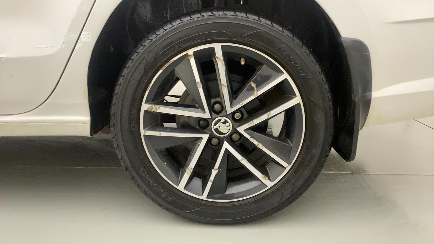 2019 Skoda Rapid STYLE 1.6 MPI, Petrol, Manual, 52,529 km, Left Rear Wheel