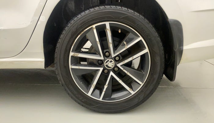 2019 Skoda Rapid STYLE 1.6 MPI, Petrol, Manual, 52,529 km, Left Rear Wheel