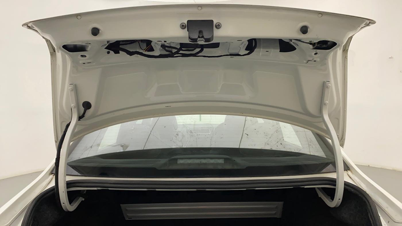 2019 Skoda Rapid STYLE 1.6 MPI, Petrol, Manual, 52,529 km, Boot Door Open