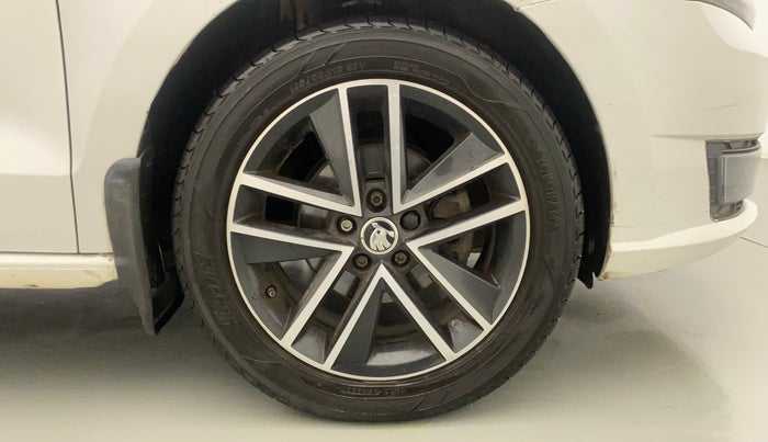 2019 Skoda Rapid STYLE 1.6 MPI, Petrol, Manual, 52,529 km, Right Front Wheel