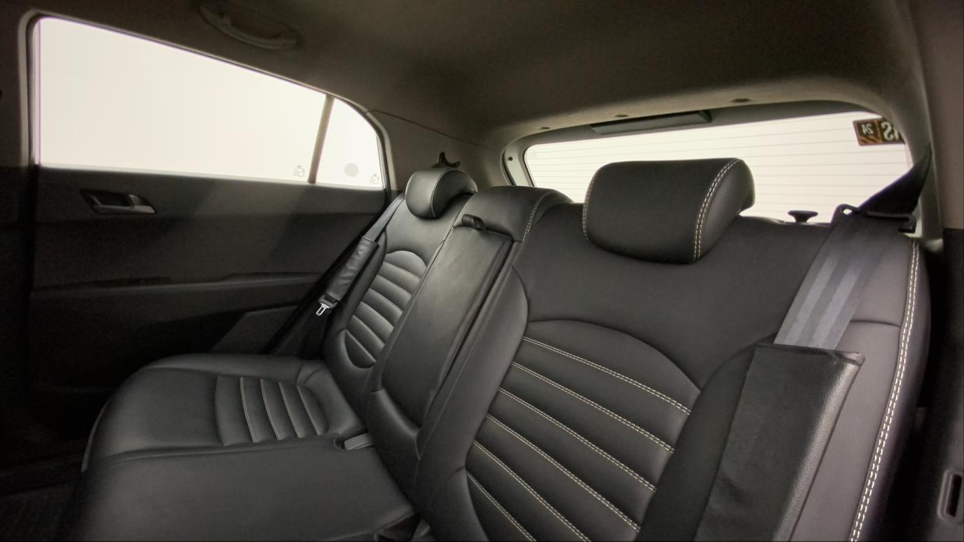 2016 Hyundai Creta S PLUS 1.6 AT DIESEL, Diesel, Automatic, 1,48,166 km, Right Side Rear Door Cabin