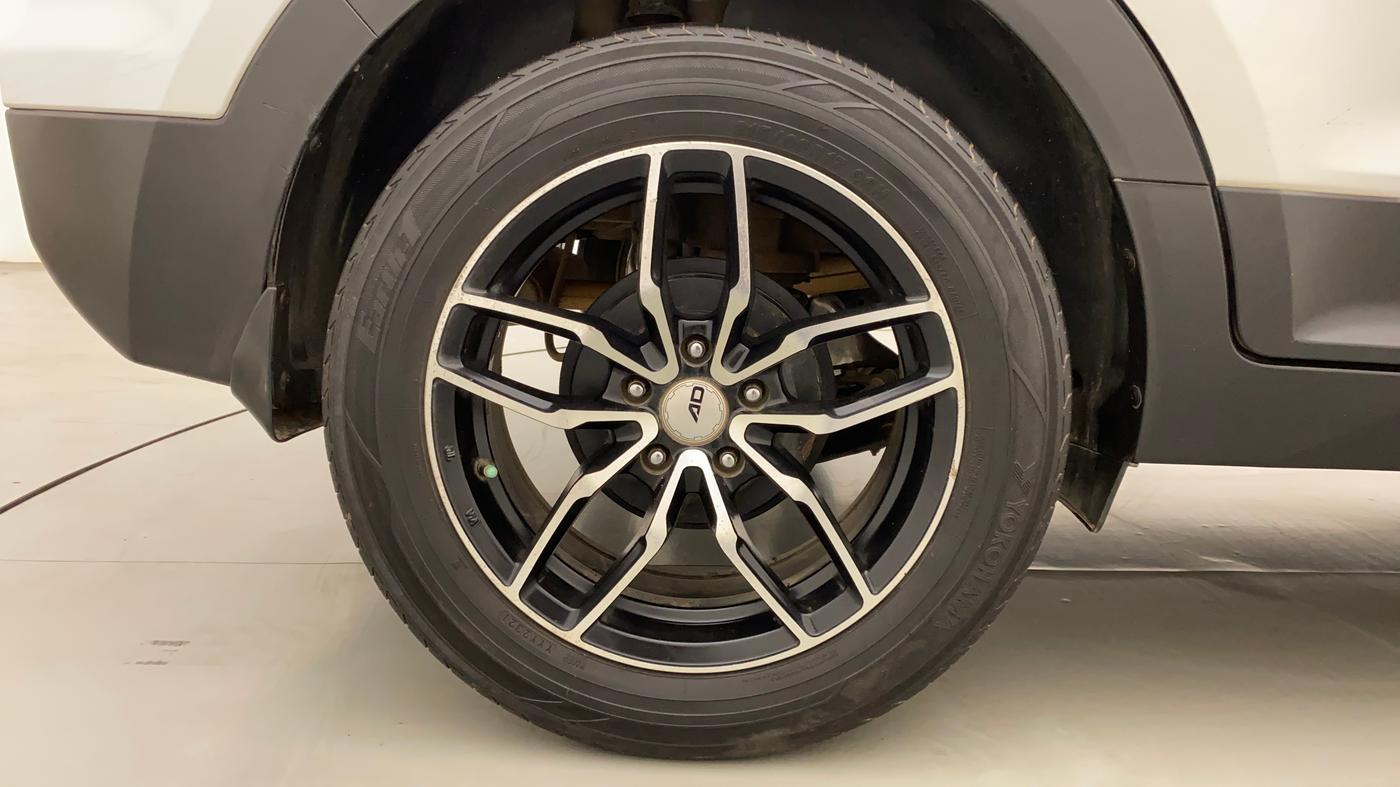 2016 Hyundai Creta S PLUS 1.6 AT DIESEL, Diesel, Automatic, 1,48,166 km, Right Rear Wheel