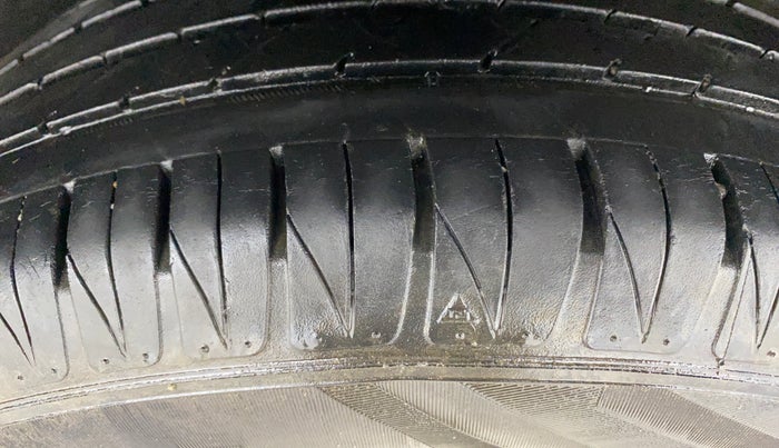 2021 Toyota URBAN CRUISER PREMIUM GRADE AT, Petrol, Automatic, 32,548 km, Left Rear Tyre Tread