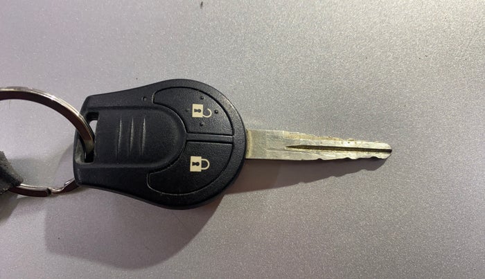 2018 Datsun Go T, CNG, Manual, 41,632 km, Key Close Up