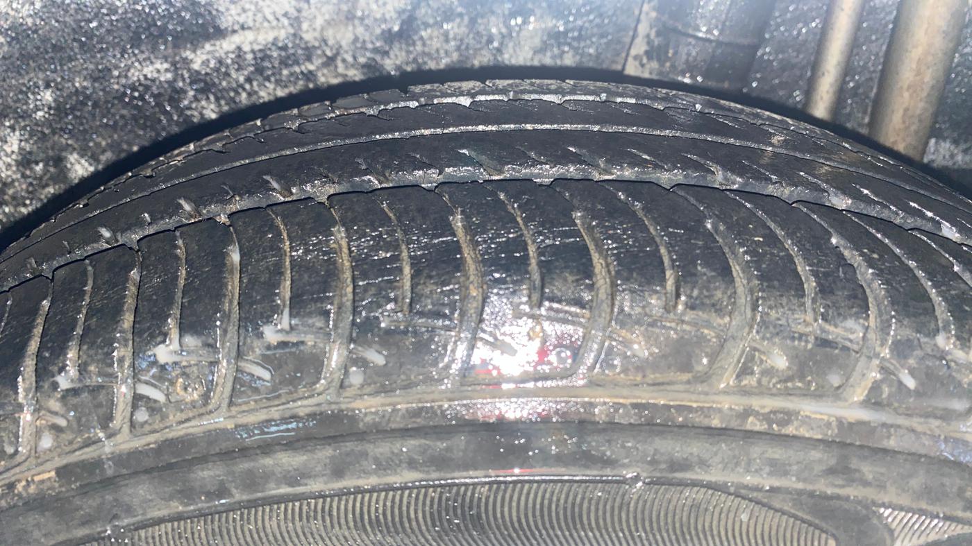 2018 Datsun Go T, CNG, Manual, 41,632 km, Left Rear Tyre Tread