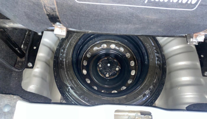 2018 Datsun Go T, CNG, Manual, 41,632 km, Spare Tyre