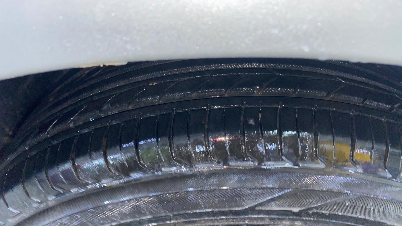 2018 Datsun Go T, CNG, Manual, 41,632 km, Right Front Tyre Tread