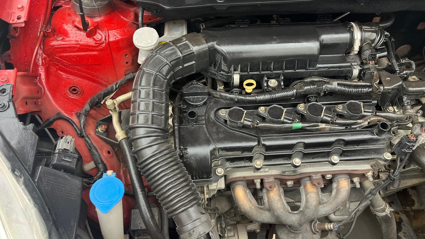 2019 Maruti Swift ZXI AMT, Petrol, Automatic, 75,554 km, Engine View - Right